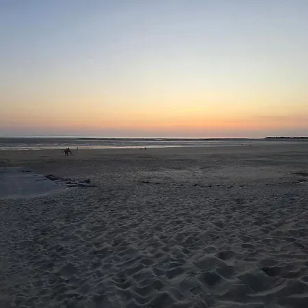 Creances Beach Nyaraló