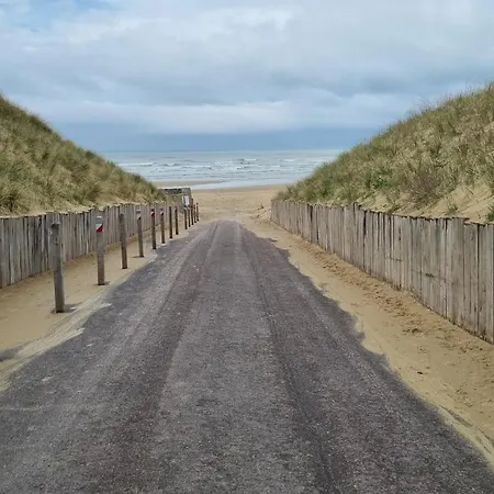 Creances Beach Nyaraló
